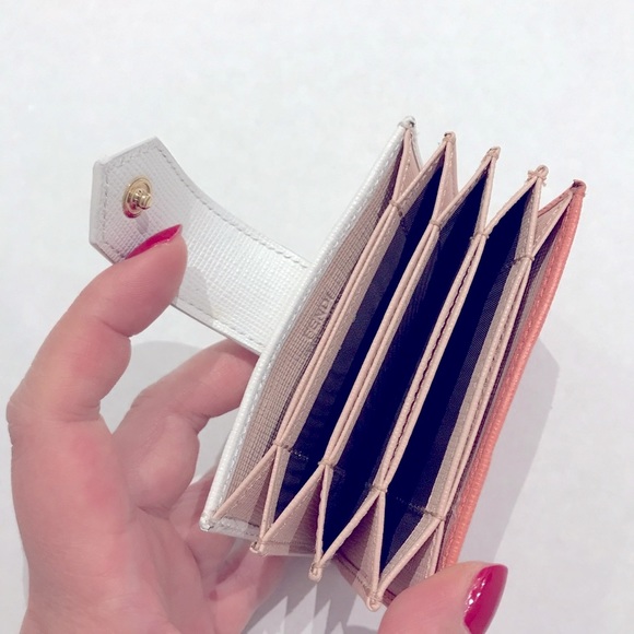 FENDI CARD HOLDER PEACH & WHITE - RARE & UNIQUE! - Picture 7 of 8